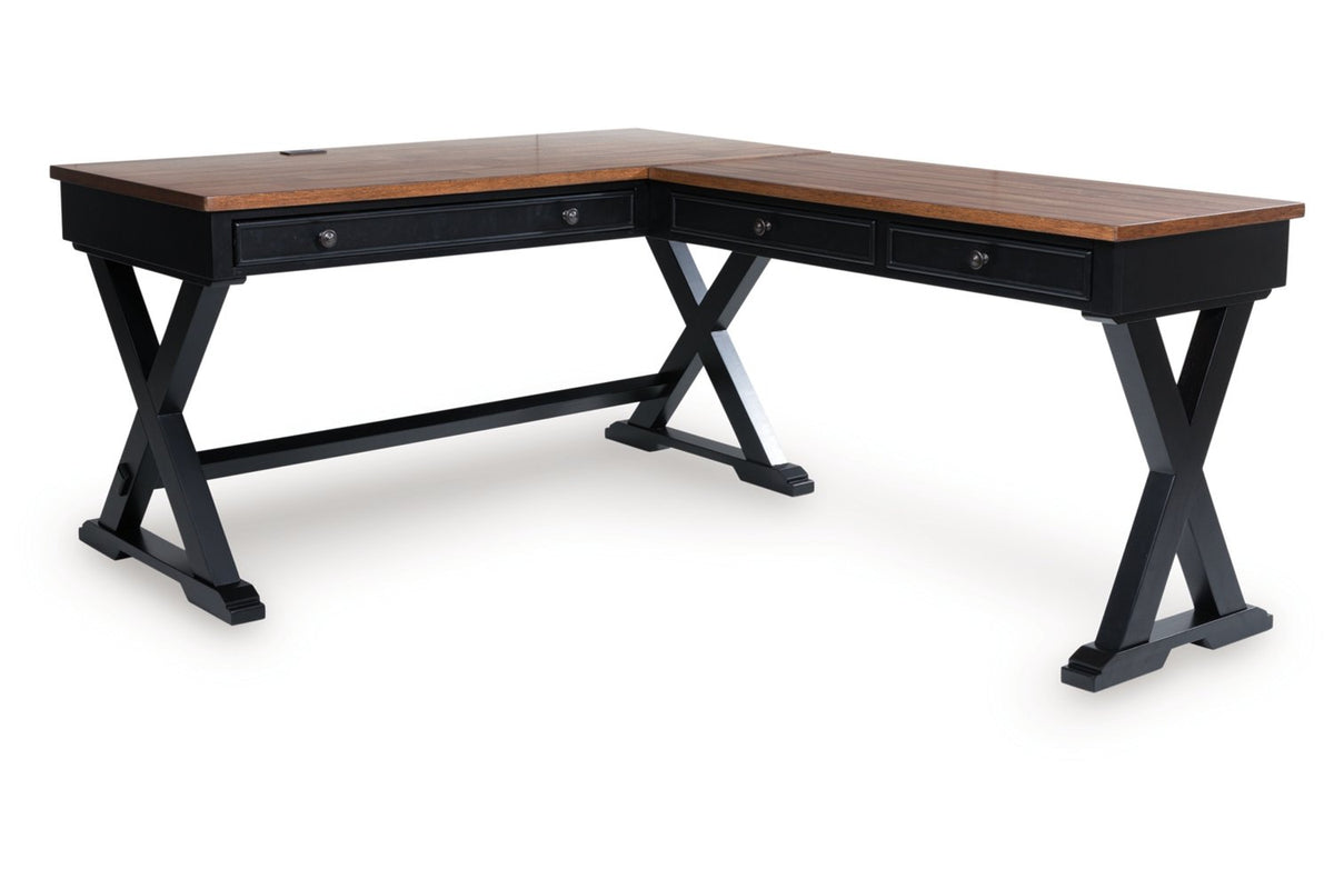 Wildenauer Desk with Return