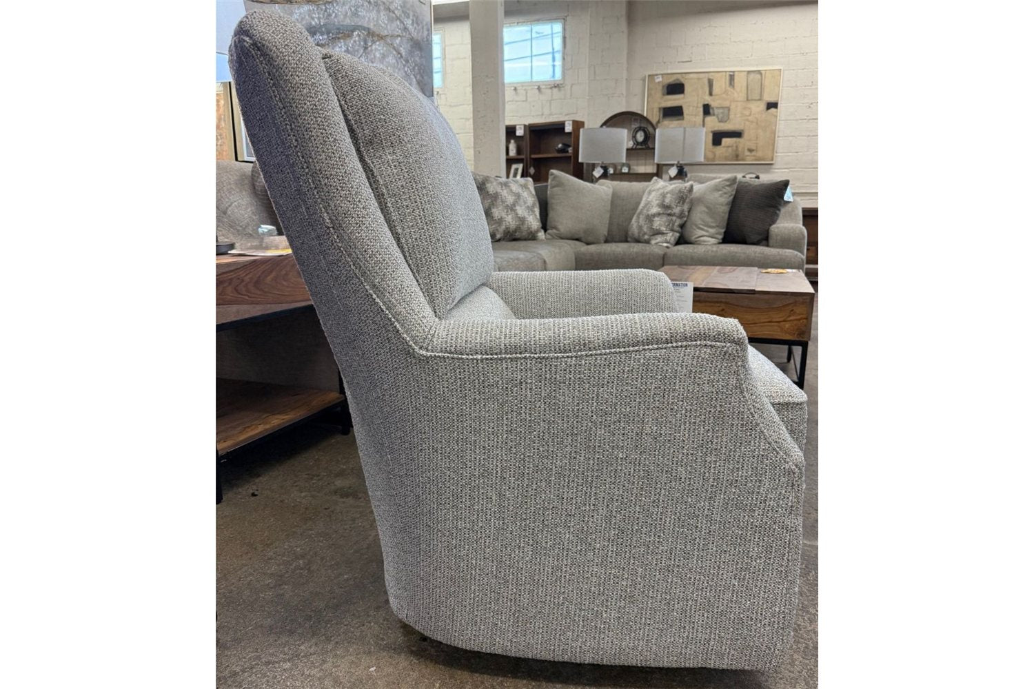 Davinci Ash Swivel Chair