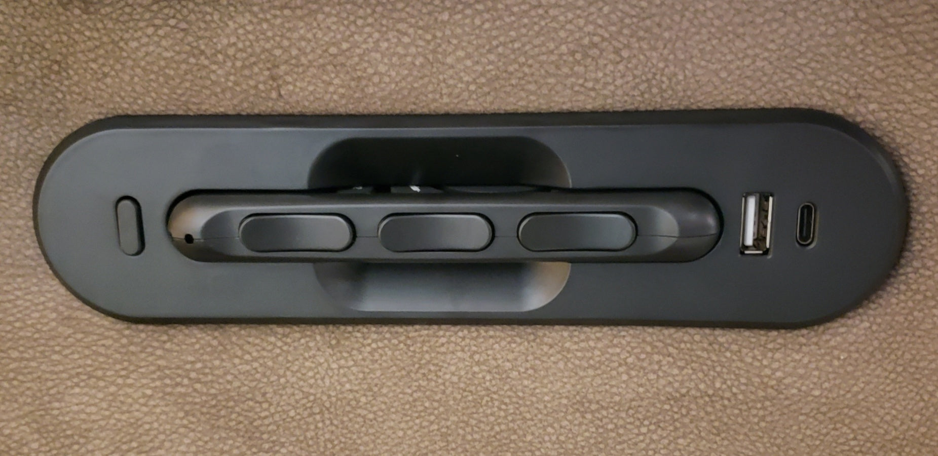 Wireless remote switches and USB ports.